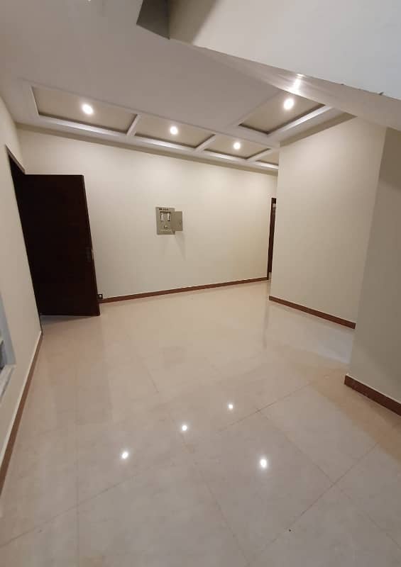 14 Marlas Open BASEMENT With Parking & Sep Meters G-13/3 8