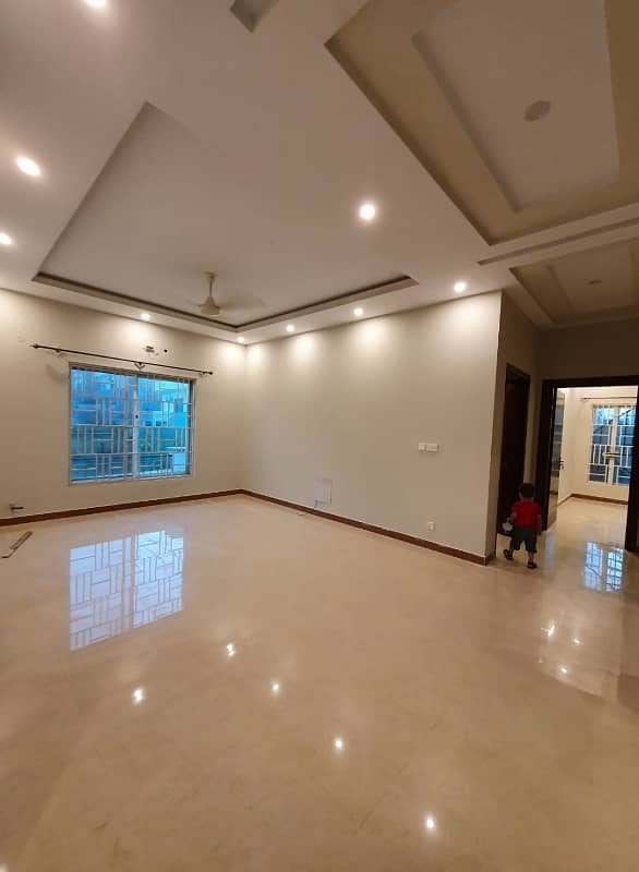 14 Marlas Open BASEMENT With Parking & Sep Meters G-13/3 12