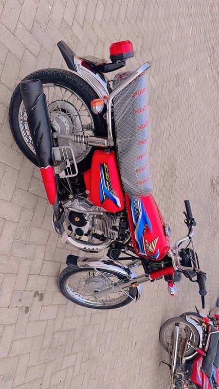 Honda CG 125 All Punjab number lush condition 4