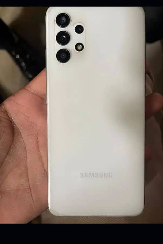 Samsung Galaxy A32 0