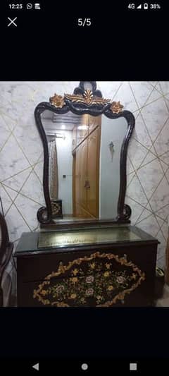 dressing table