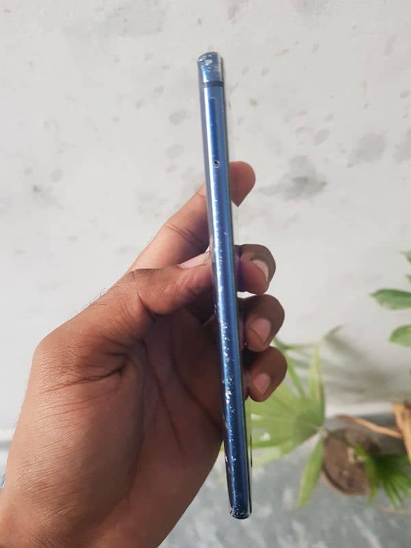 Huawei Honor 9 4/64 3