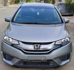 Honda Fit Hybrid 2013 Original Condition & Zero Touchup  03222540042