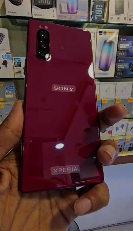 Sony Xperia 5 0