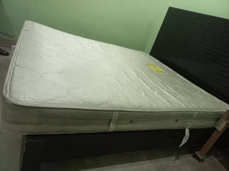 Five star - Spring mattress [like new] 1