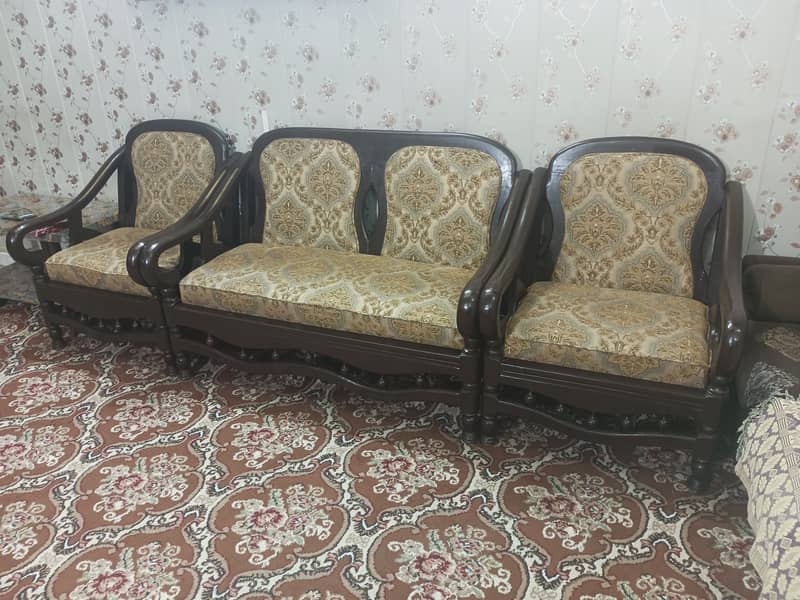 4 SEATER SOFA SET Wooden Frame 1