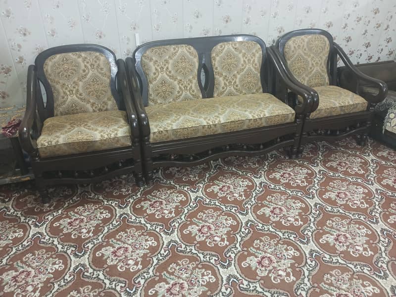 4 SEATER SOFA SET Wooden Frame 3