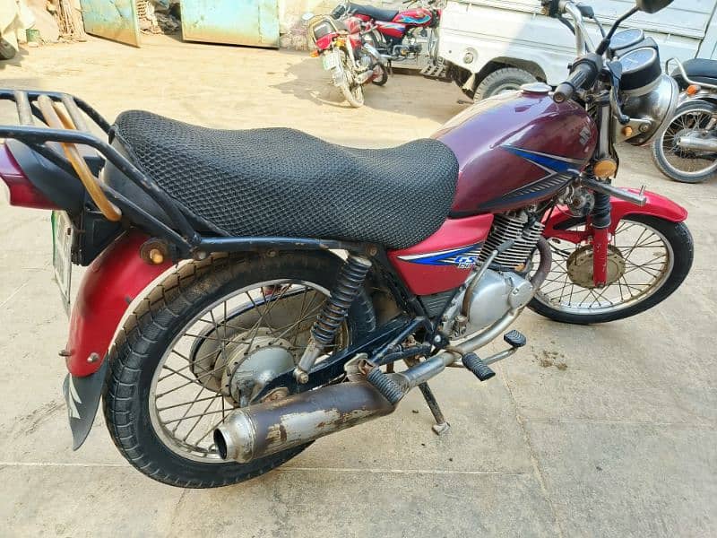 Suzuki 150 1