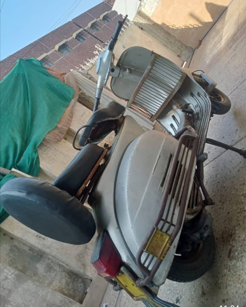 Vespa sprint for sale contact no 03004040673 6