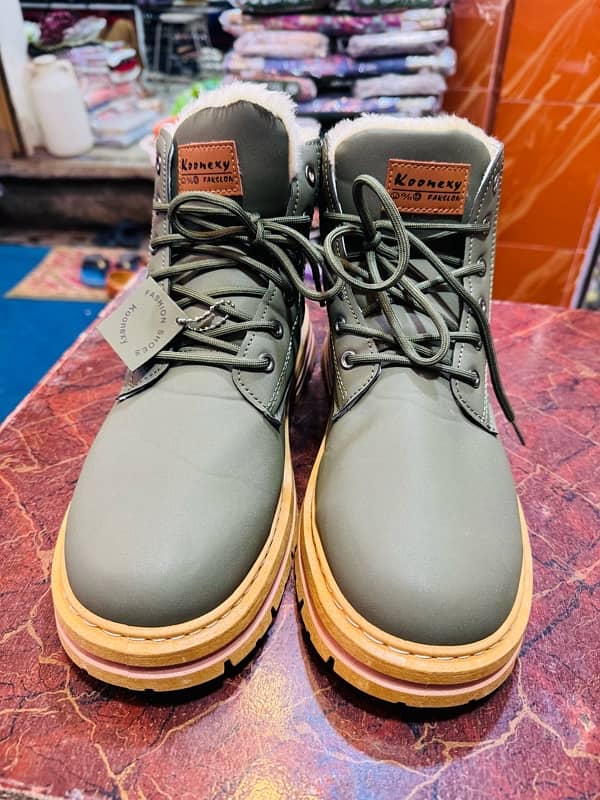 brand new boots condition new 0