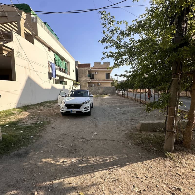 12 Marla Corner Plot Available For Sale In Johar Town Prime Location 0