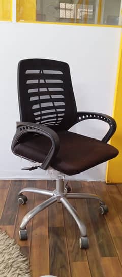 Executive Chair / Revolving Chair / Office Chair