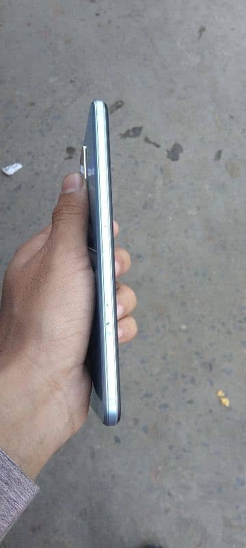 VIVO Y33s 10/10 condition 2