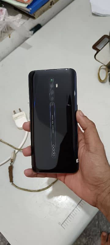 OPPO Reno z2 3