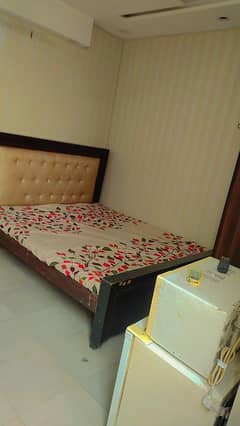 FURNISHED ROOM FOR RENT IN ALLAMA IQBAL TOWN