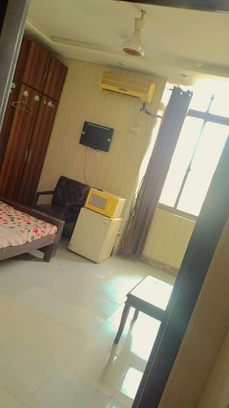 FURNISHED ROOM FOR RENT IN ALLAMA IQBAL TOWN 3