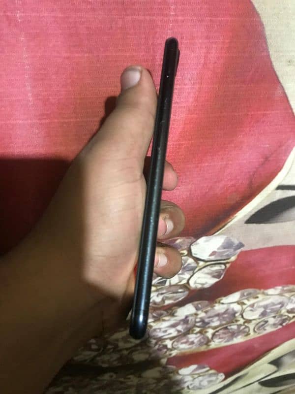 iphone 7 plus 256gb non pta all ok 3