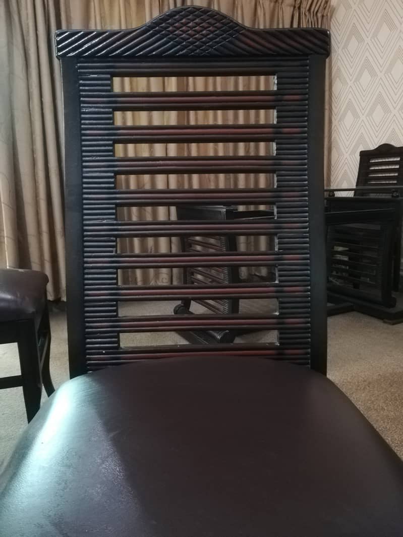 Dining table with 6 chairs 3