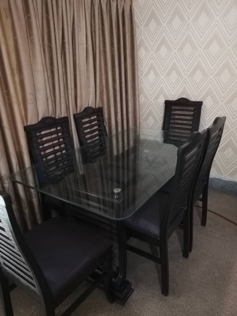 Dining table with 6 chairs 7