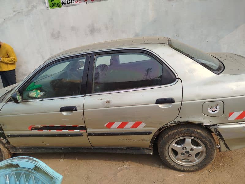 Suzuki Baleno 2001 4