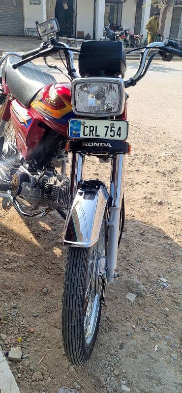 Honda 70 bike sale condition 10by10 just 2300 drive isb number 1