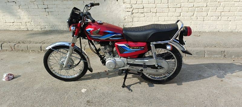 HONDA CG125 23/24 03091017185 LUSH CONDITION 1