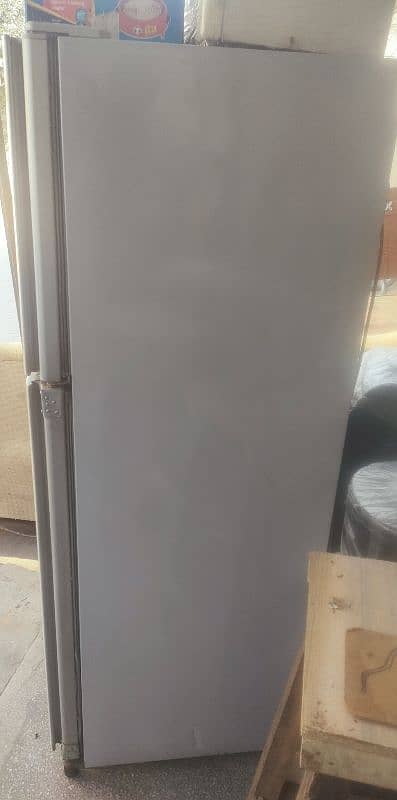 Dolance refrigerator for sale 1