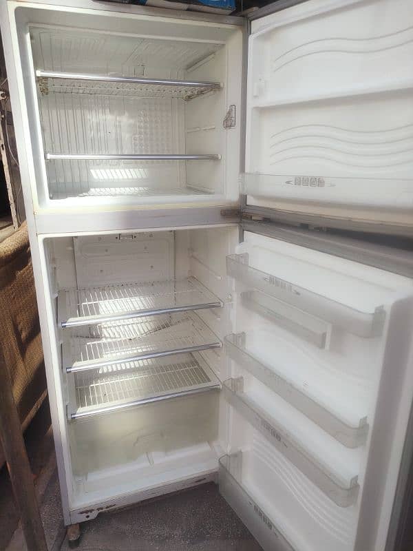 Dolance refrigerator for sale 2