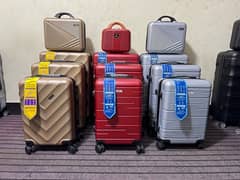 Luggage bags/ travel suitcases/ trolley bags/ travel trolley/ attachi