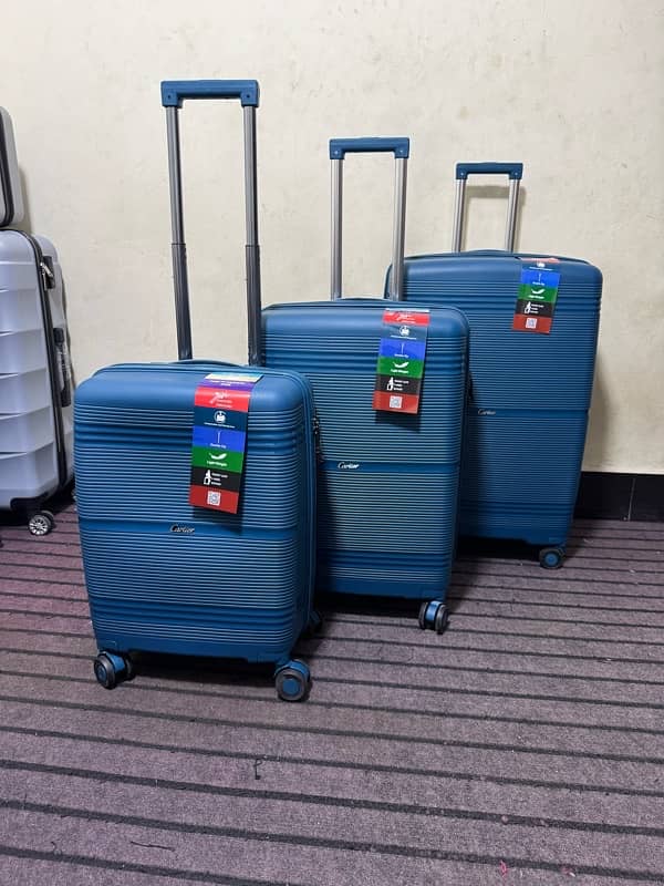 Luggage bags/ travel suitcases/ trolley bags/ travel trolley/ attachi 5