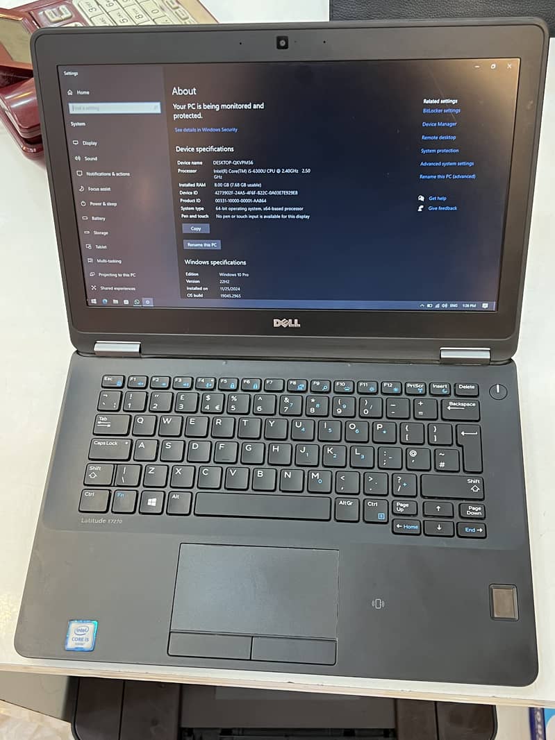 Dell Latitude E7270 1