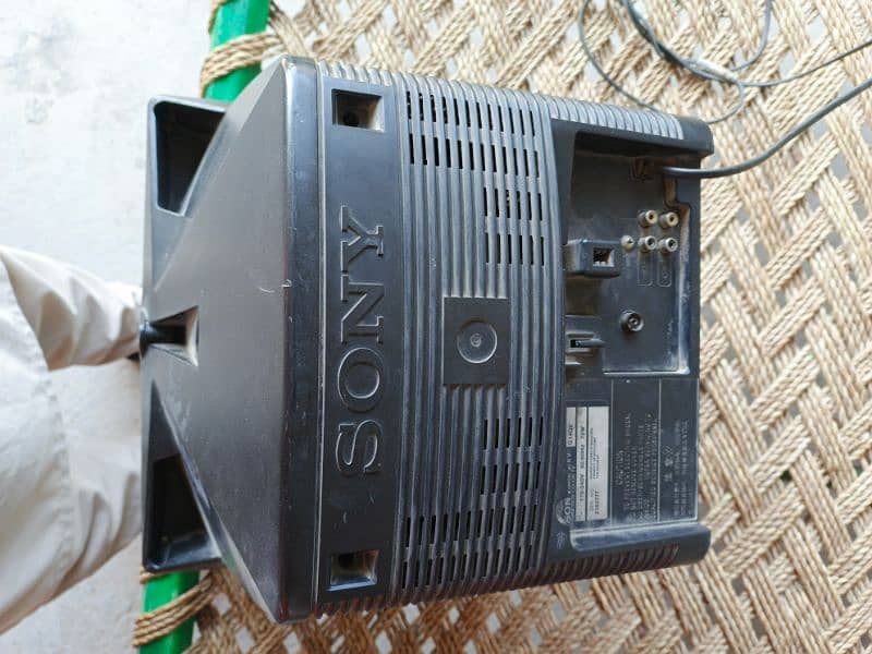 sony Triton Cr tv 7