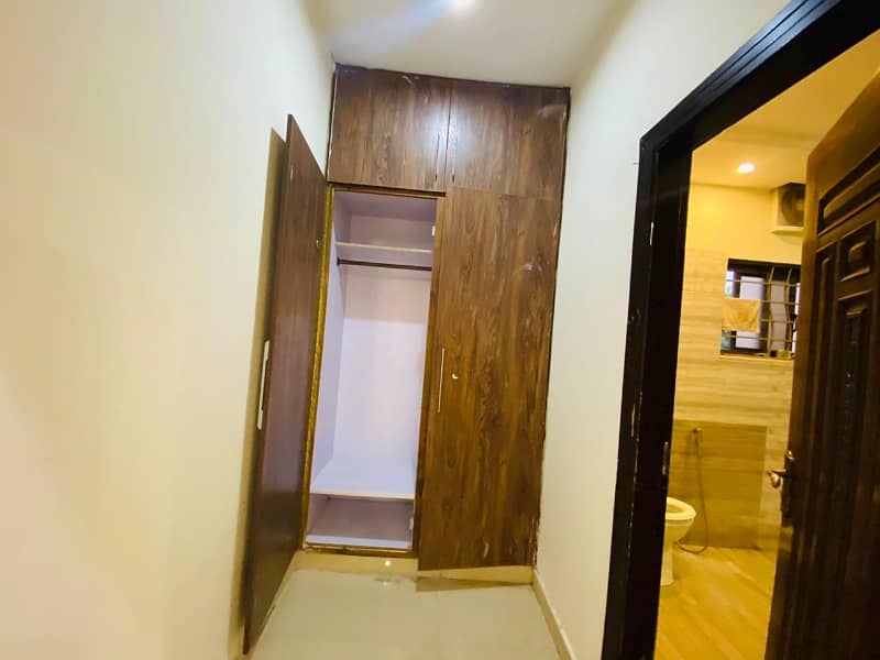 10 Marla Brand New Condition Full House Available For Rent Bahria town phase 8 Rawalpindi 5