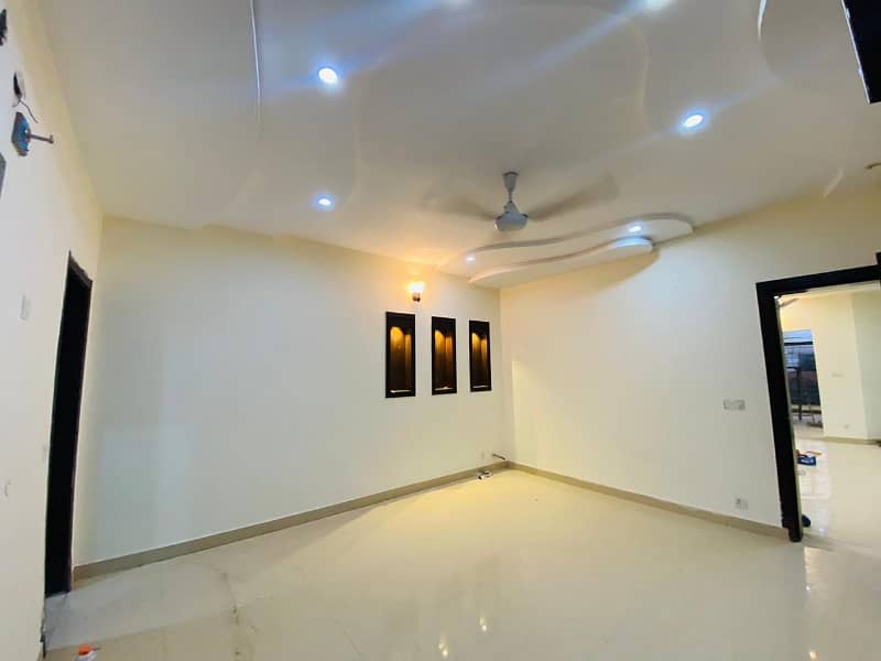 10 Marla Brand New Condition Full House Available For Rent Bahria town phase 8 Rawalpindi 11