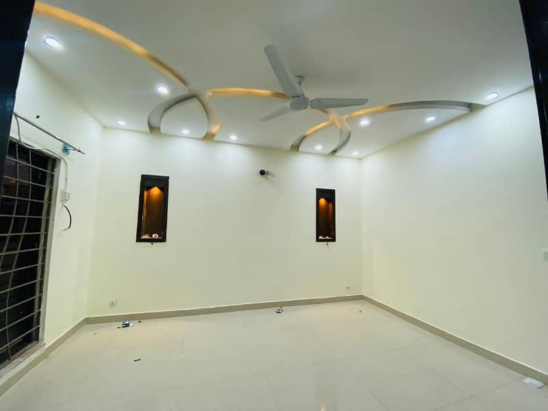 10 Marla Brand New Condition Full House Available For Rent Bahria town phase 8 Rawalpindi 21