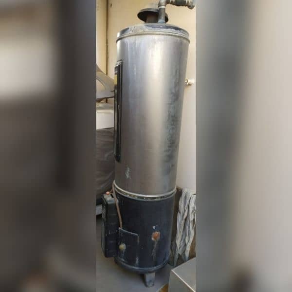 gas gyser of 35 gallon is for sale 0