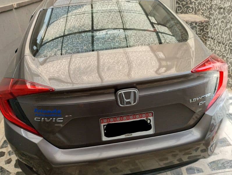 Honda Civic VTi Oriel Prosmatec 2018 in outclass condition 5