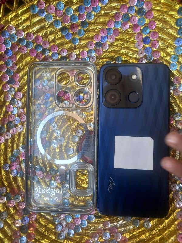 itel A60s 4/128 sirf phone h all ok h 03349566321 2