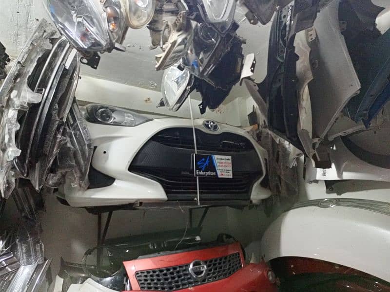 All Japanese car body and spare parts Mira, Vitz, Move, Vitara, Camry 4