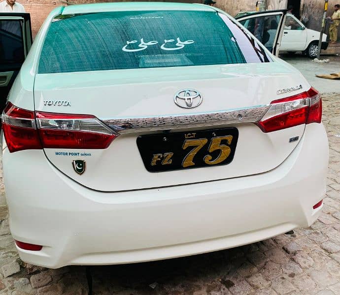 Toyota Corolla GLI 2015 4