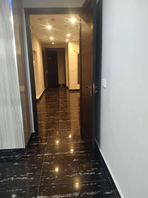 1 Bed Apartment For Sale In DD Block Sector D Bahria Town Lahore 3