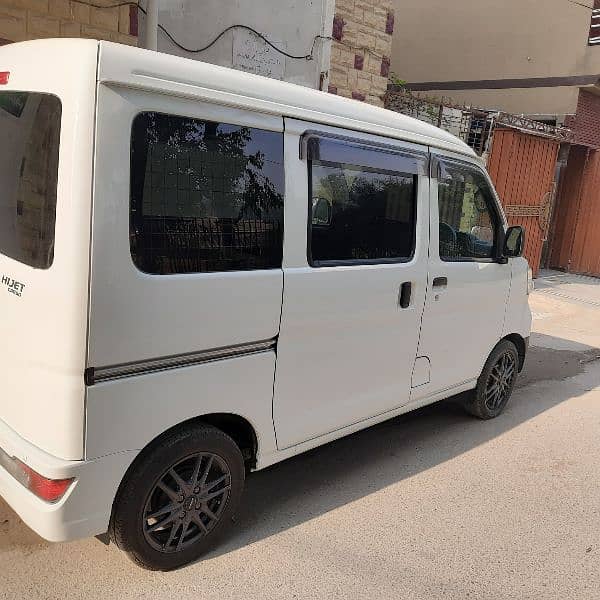 Daihatsu Hijet 2021 model 2024 import 4