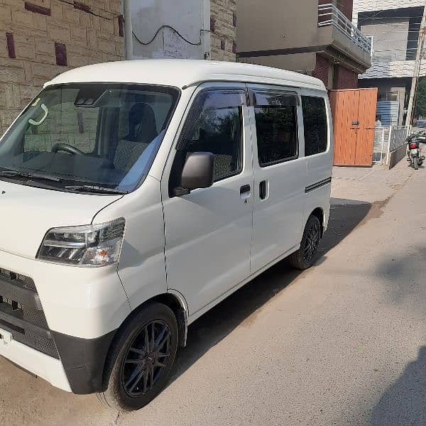 Daihatsu Hijet 2021 model 2024 import 14