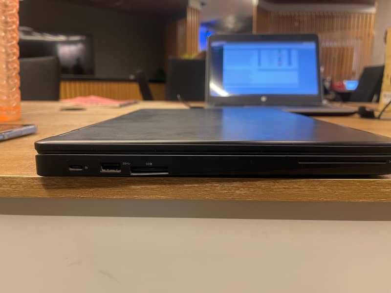 Dell Laptop Core i5 6th Genration Touch Screen 1