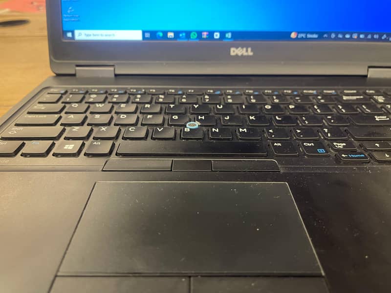 Dell Laptop Core i5 6th Genration Touch Screen 4