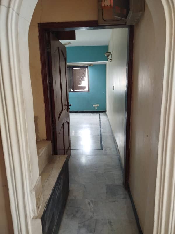 Centrally Located House In Gulshan-E-Iqbal - Block 10-A Is Available For Sale 6