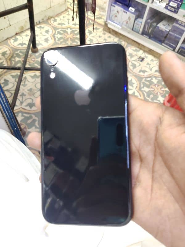 iphone XR 64 gb factory unlock all ok 10/9 No Exchange 1