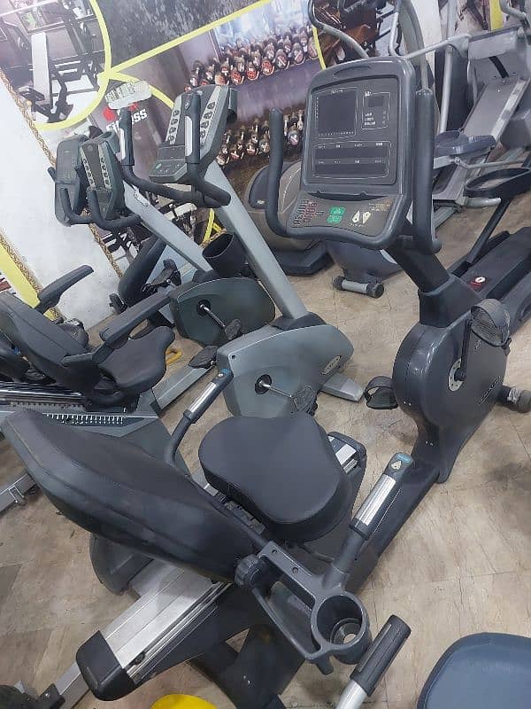 Elliptical / Recumbent bike / Treadmill / Homegym / Dumbell / plates 14