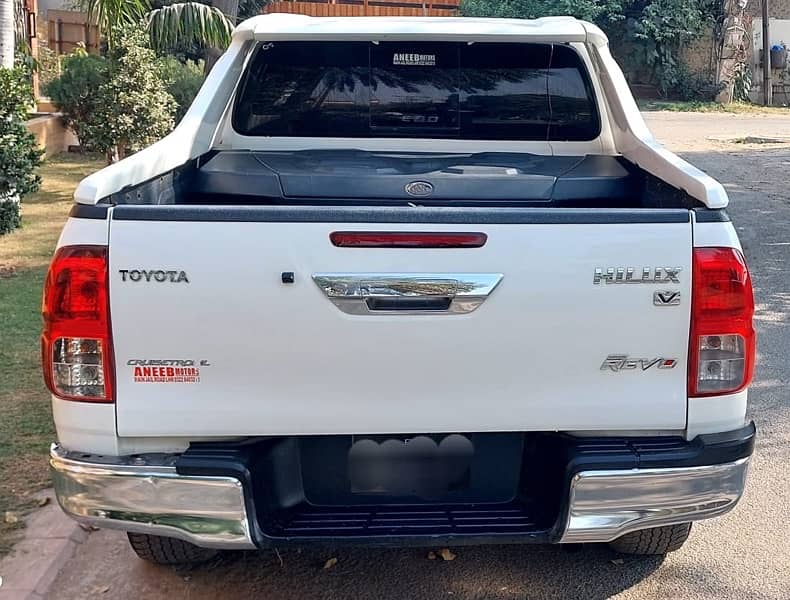 Toyota Hilux 2020 V 3