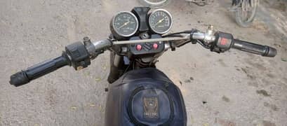 SUZUKI GS-150 2008